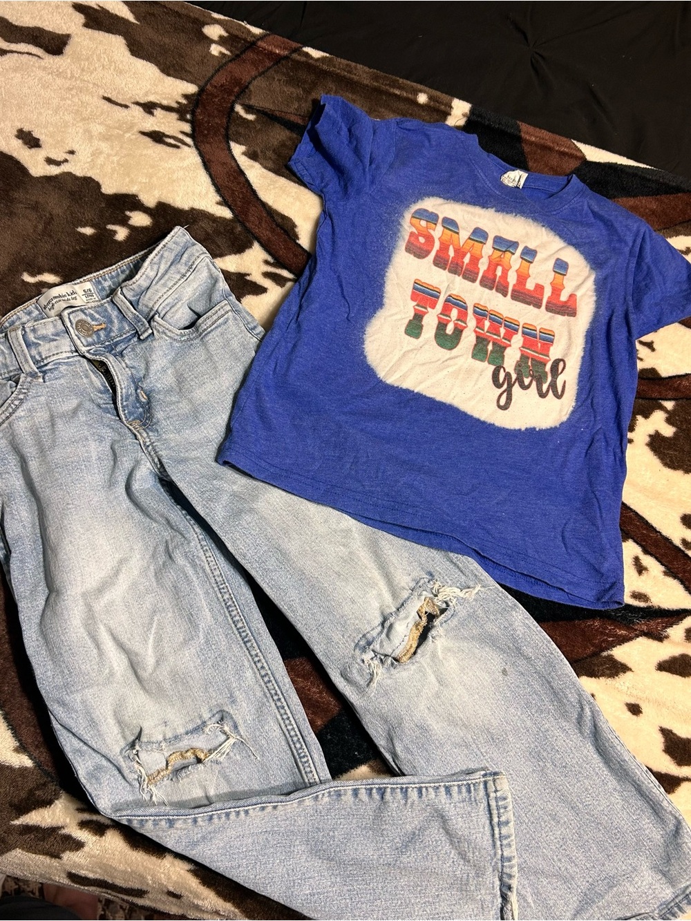 abercrombie kids wide leg jeans with tshirt
